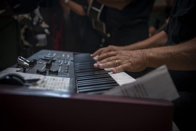 Cómo disfrutar de un concierto de jazz: consejos prácticos