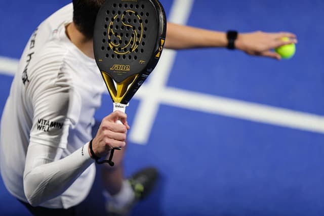 Accessoires Padel Débutant : Guide Complet